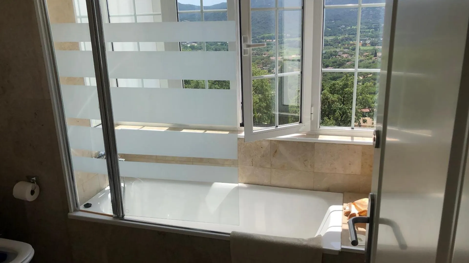 Frühstückspension 2 Chambres D Hotes Dans Villa Avec Piscine Santa Cristina d'Aro
